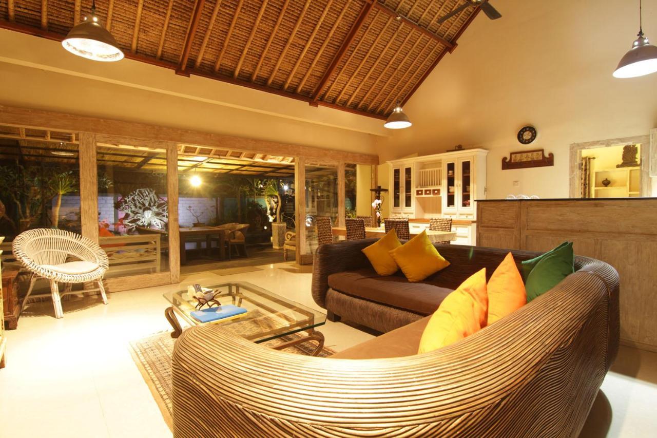 Bamboo Moon Villas Sanur  Exterior photo